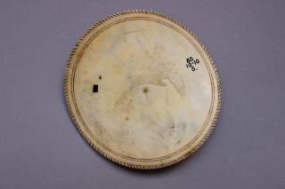 Medallion (médaillon) (Back)