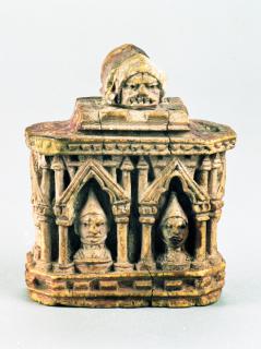 Chess piece (?), with arches (frise d'arcatures) (Front)