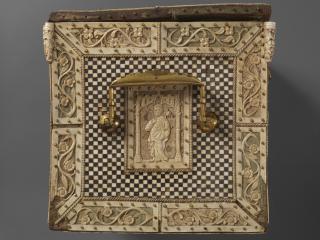 Casket with openwork panels (coffret; plaques ajourées) (End, left)