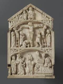 Centre panel (part of a gabled triptych), 3 registers, 1 arch across (plaquette) (Centre panel)