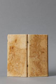 Diptych, 2 registers, 3 arches across (frise d'arcatures) (Back)