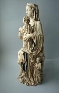 Statuette (Side)