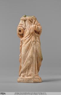 Relief (appliqué) (Front)