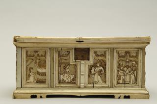 Box, ogee arches, with sliding lid (Body, front)