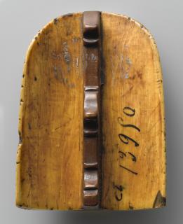 Pax, 1 ogee arch across (baiser de paix) (Back)