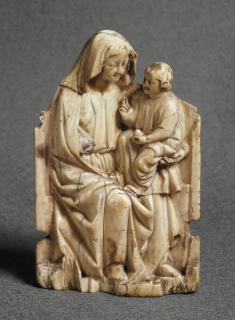 Relief (appliqué) (Front)
