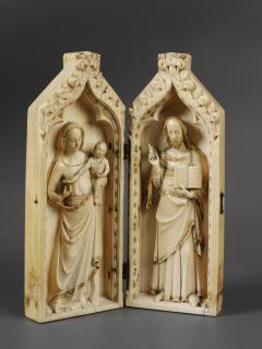 Gabled diptych, 1 register, 1 ogee arch across, bands of rosettes (décor de roses); also known as the Salting Diptych (Front)