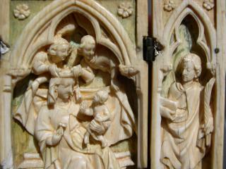 Triptych, 1 register, 1 arch across (frise d'arcatures) (Detail)