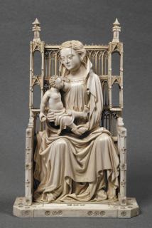 Statuette (Front)
