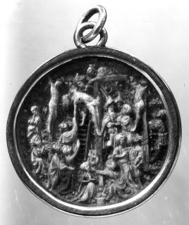 Openwork  medallions (fragments of a monstrance)(médaillons ajourés) (Front)
