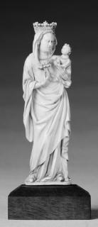 Relief (appliqué) (Front)