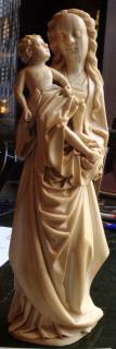 Statuette (Front)