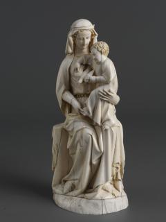 Statuette (Front)