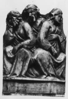 Relief (appliqué) (Front)