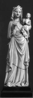 Statuette (Front)