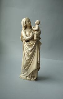 Statuette (Front)