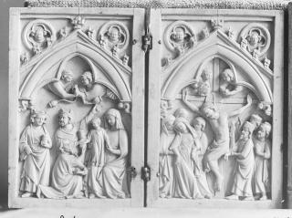 Diptych, 1 register, 1 arch across (plaquettes) (Front)