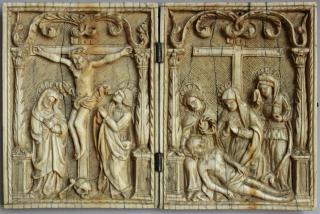 Diptych, 1 register, 1 arch across (Front)