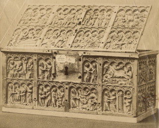 Casket (coffret; frises d'arcatures) (Body, front)