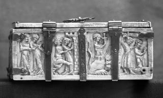Casket (coffret) (Body, back)