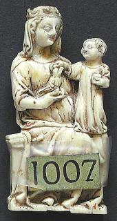 Statuette (Front)