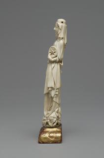 Statuette (Side, left)