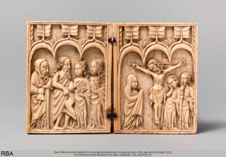 Diptych, 1 register, 3 arches across (frise d'arcatures; plaquettes) (Front)