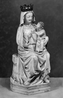 Statuette (Front)