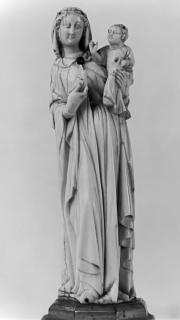 Statuette (Front)