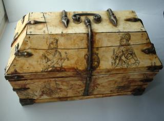Casket with pitched lid (coffret); known as 'Arqueta de los Reyes' (Kings' Casket) (Front)