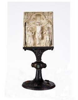 Centre panel (fragment of a polyptych), 1 register, 1 trefoil arch across (plaquette; colonnettes) (Front)