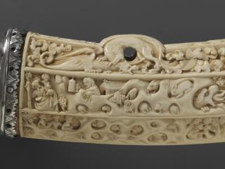 Hunting horn (oliphant) (Detail, side 1)