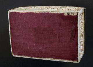 Casket with arches (coffret; frise d'arcatures) (Bottom)