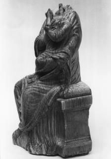 Statuette (Side)