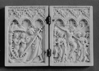 Diptych, 1 register, 3 arches across (frise d'arcatures; plaquettes) (Front)