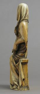 Statuette (Side)