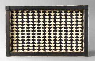 Box with pitched lid (Bottom)