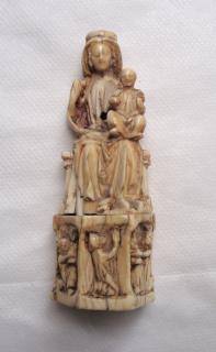 Statuette (Front)