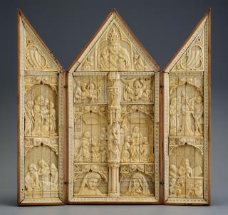 Gabled triptych, 3 and 4 registers (frise d'arcatures) (Front)