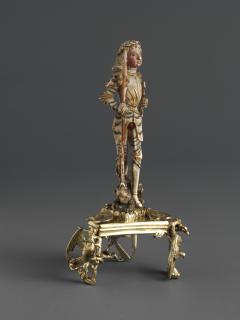 Statuette (Front)