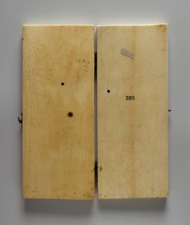 Diptych, 3 registers, 2 full and a half arches across (colonnettes; frise d'arcatures) (Back)