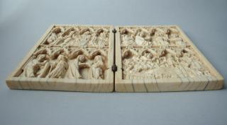 Diptych, 2 registers, 4 arches across (frise d'arcatures) (Bottom)