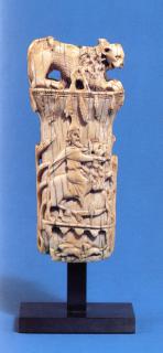 Dagger handle