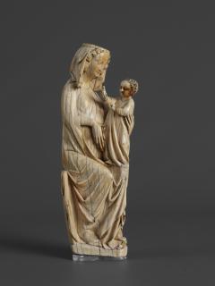 Statuette (Front)