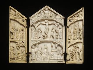 Centre panel (part of a gabled triptych), 3 registers, 1 arch across (plaquette) (Front)