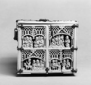 Openwork casket, with arches (coffret; colonnettes) (End, left)