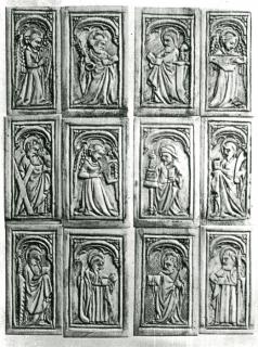 12 panels (fragments of a box; boite), 1 register, 1 arch across (Front)