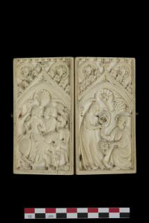 Writing tablets or box, 1 register, 1 arch across, bands of rosettes (plaquettes; tablettes à écrire; boite; décor de roses) (Front)
