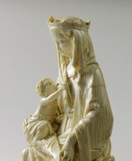 Statuette (Side)