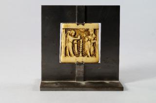 Double-sided panel, probably fragment of a comb (peigne) (Side 1)